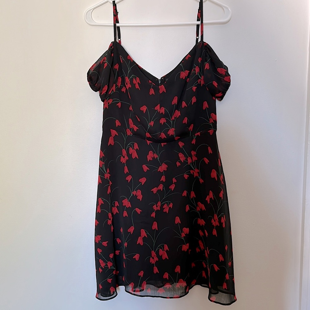 NWOT - Dynamite off the shoulders little black dress